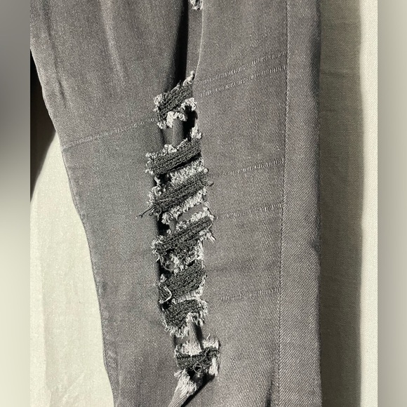 Express Black Jeans - Picture 2 of 4